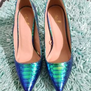 Women's teal stiletto shoes